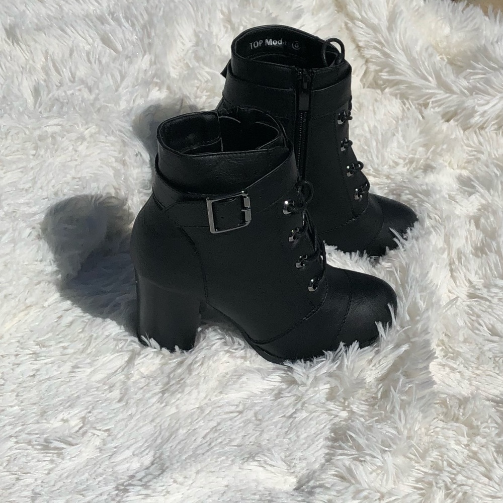 Black bootie - Picture 6 of 7